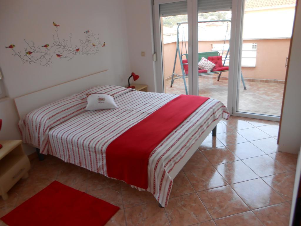 Apartments Luvi Trogir Zimmer foto