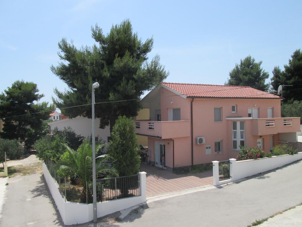 Apartments Luvi Trogir Zimmer foto